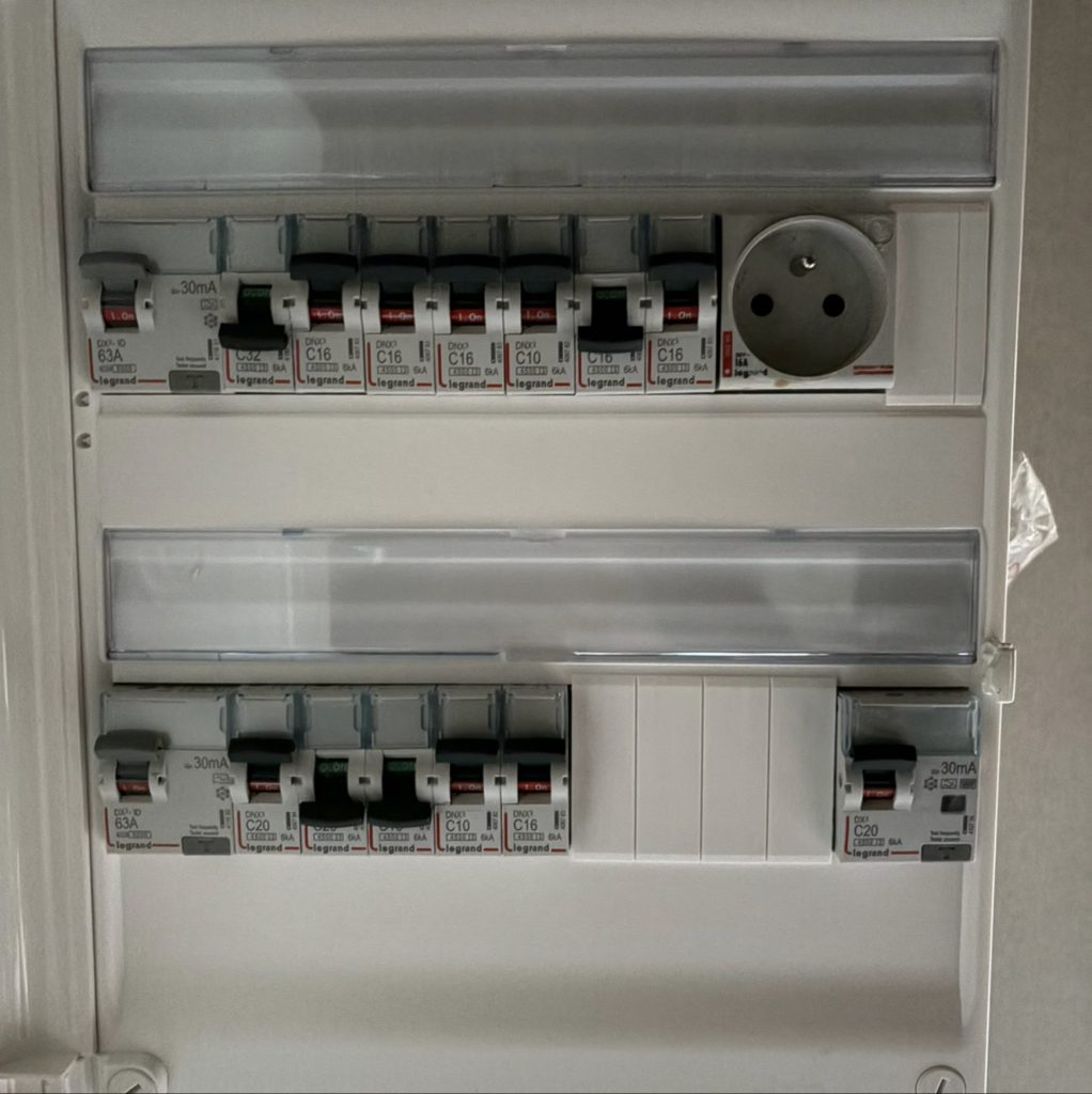 Panne électrique à Lisieux : diagnostics, causes et solutions